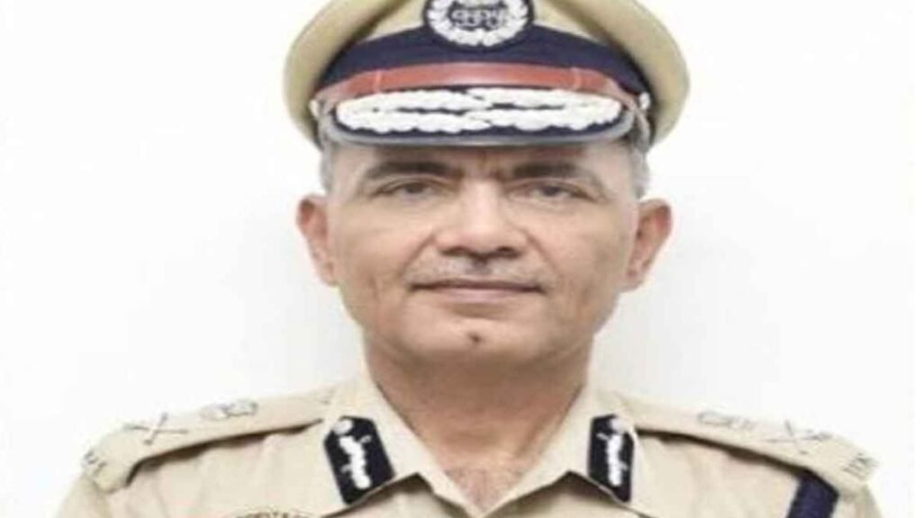 त्रिपुरा: पुलिस महानिदेशक अनुराग धांकर का पुलिस मुख्यालय में शव मिला, हड़कंप त्रिपुरा: