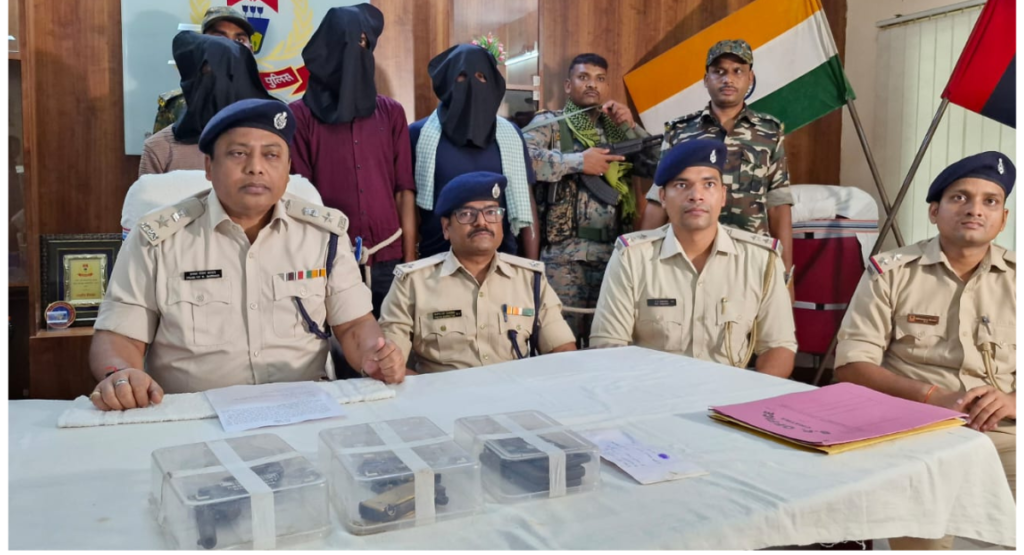 कुख्यात राहुल दुबे गैंग के अपराधी गिरफ्तार,चतरा पुलिस की बड़ी कामयाबी