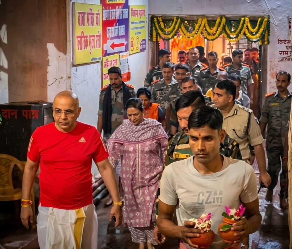 बिना किसी की जानकारी DGP तदाशा मिश्रा पहुंची देवघर..सुरक्षा का लिया जायजा..किया जलाभिषेक