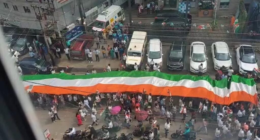 तिरंगे के साये में JPSC-JSSC छात्रों का आंदोलन, रांची में निकली भव्य यात्रा