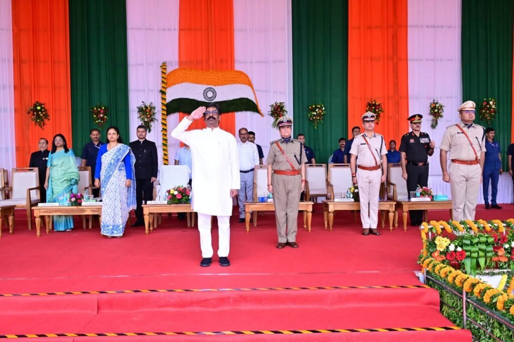 15 अगस्त के संबोधन में मुख्यमंत्री का रोडमैप: युवाओं के भरोसे से अगले 25 वर्षों के विकसित झारखंड का संकल्प