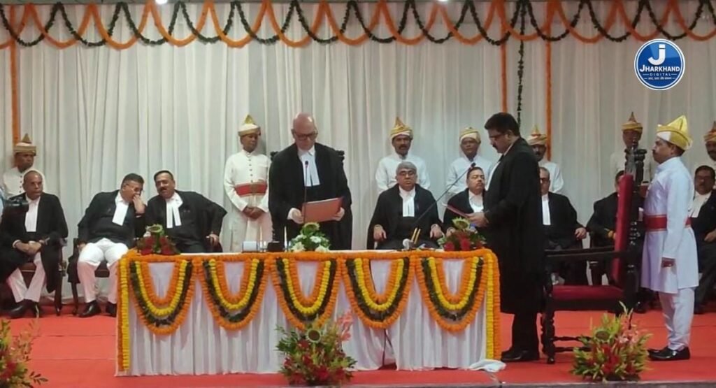 झारखंड हाई कोर्ट में तीन नए जजों ने ली शपथ, मनोज प्रसाद, अखिल कुमार और राम शर्मा बने न्यायाधीश
