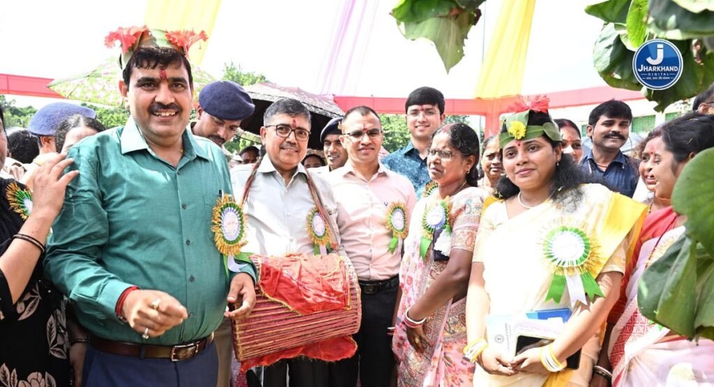 मांदर की थाप और करम गीतों से गूंजा बोकारो थर्मल, पारंपरिक अंदाज में मनाया गया करम महोत्सव