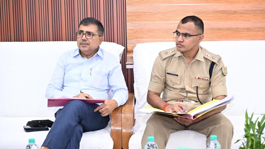 अवैध खनन पर बोकारो जिला प्रशासन का प्रहार… 7 स्थानों पर लगेंगे पुलिस बैरियर, 24 घंटे होगी निगरानी