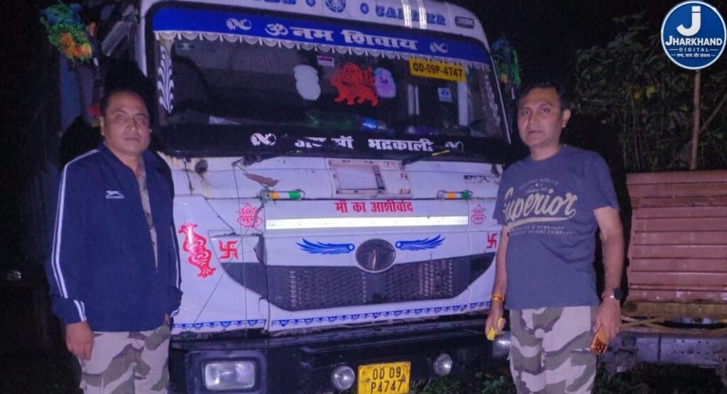 बुढ़मू में कोयला लदा ट्रक जब्त, CISF को देख चालक फरार