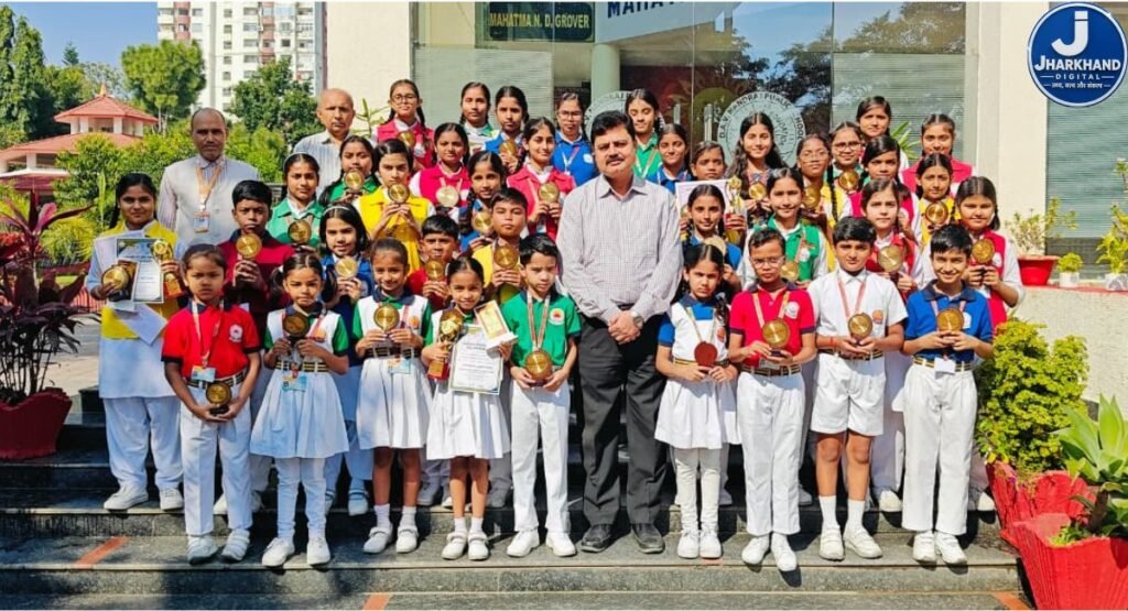 प्रतियोगिताओं में डीएवी नंदराज पब्लिक स्कूल के विद्यार्थियों का शानदार प्रदर्शन, प्राचार्य ने किया सम्मानित