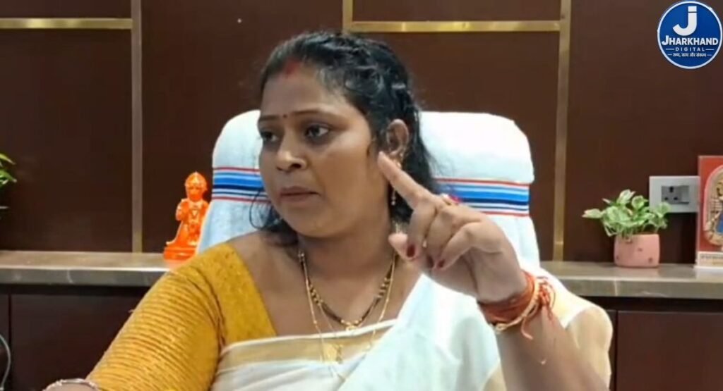 छठ, दिवाली और काली पूजा को लेकर रांची नगर निगम अलर्ट, घाटों तक जाने वाले रास्तों के गड्ढों में डाला जाएगा डस्ट