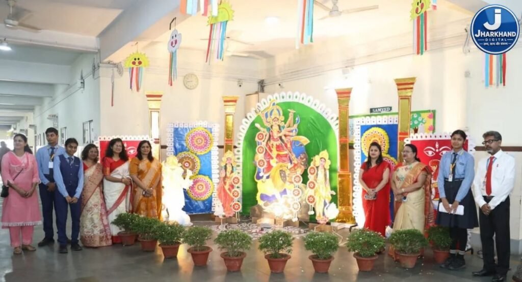 सरला बिरला पब्लिक स्कूल में मां दुर्गा के स्वागत की भव्य तैयारी, महालया के मंत्रों से गूंजा परिसर